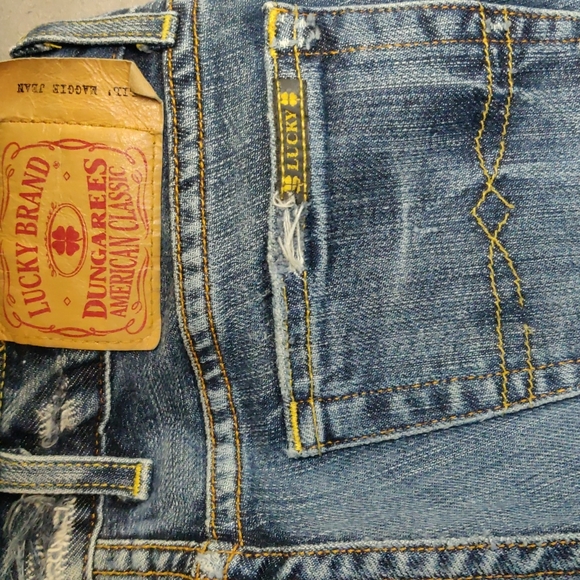 Lucky brand size 25 excellent condition jeans. - Picture 2 of 4